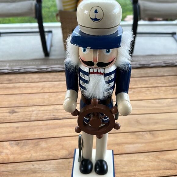 Military Nutcracker Bundle (2)  - Picture 6 of 6